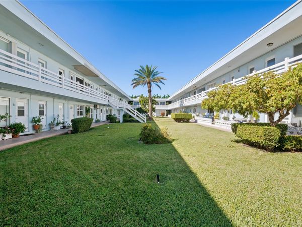 2700 NE 135 St, Unit 34, North Miami, FL 33181