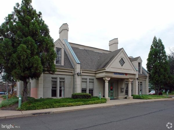 195 BRISTOL OXFORD VALLEY ROAD, LANGHORNE, PA 19047