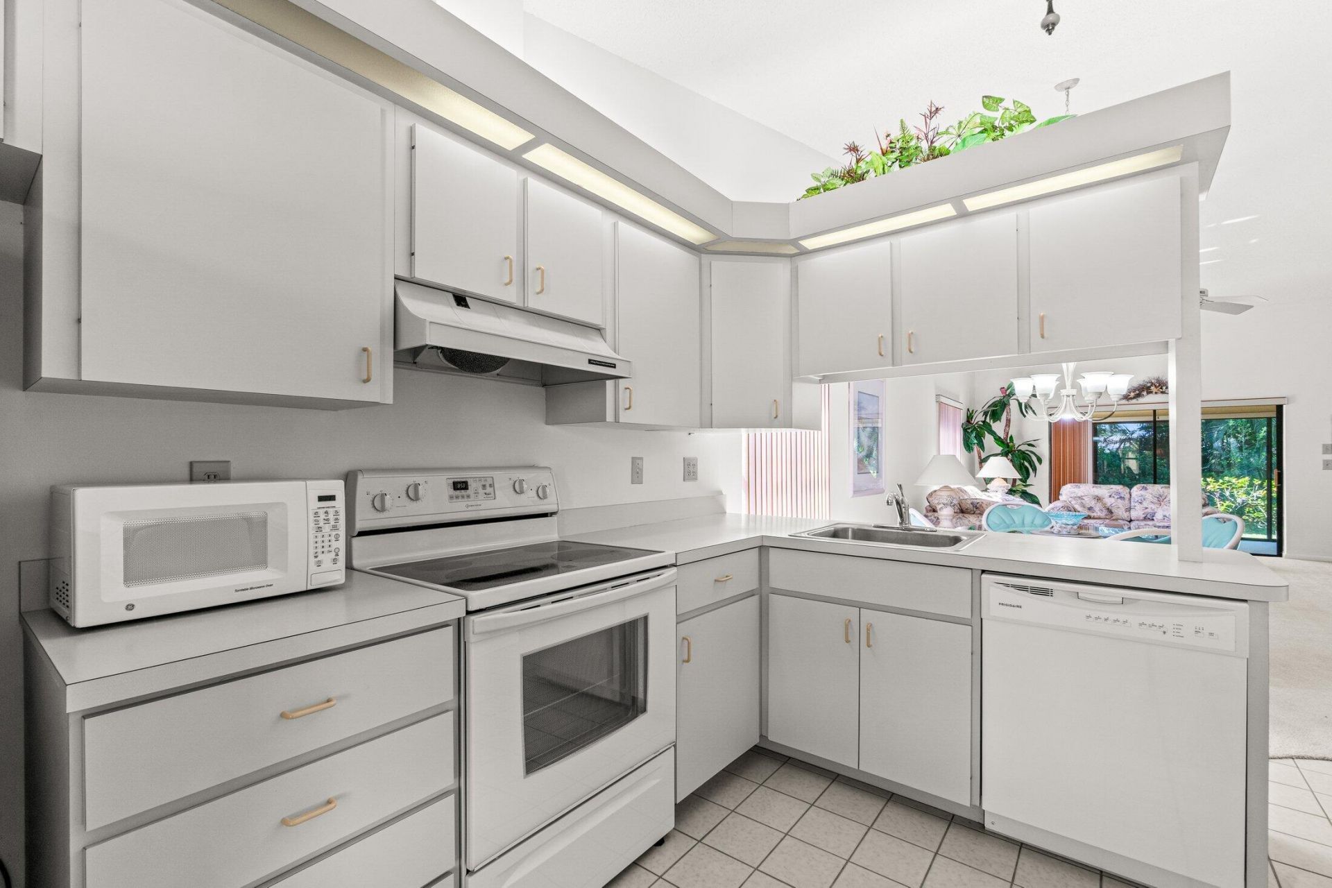 7881 SE Sugar Sand Circle, Hobe Sound, FL 33455 Photo