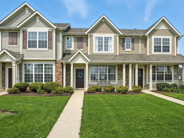 922 E 115th Place, Crown Point, IN 46307