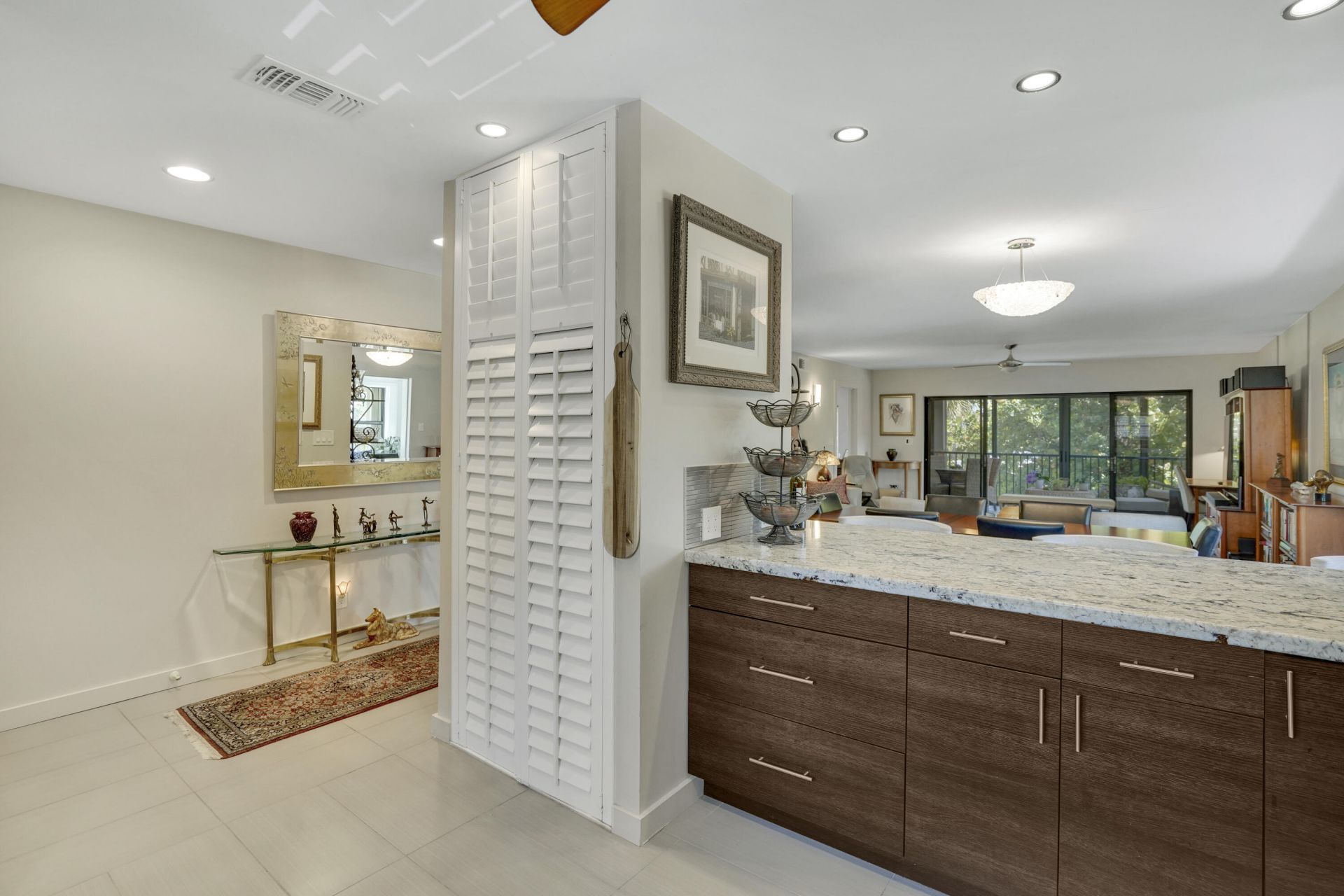 102 Clubhouse Circle, Jupiter, FL 33477 Photo