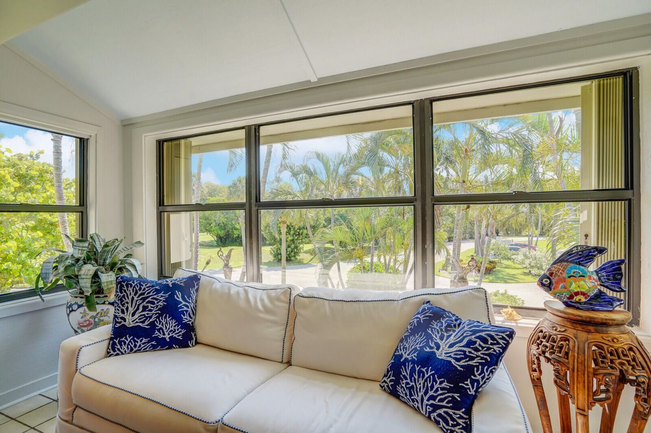 102 Clubhouse Circle, Jupiter, FL 33477 Photo