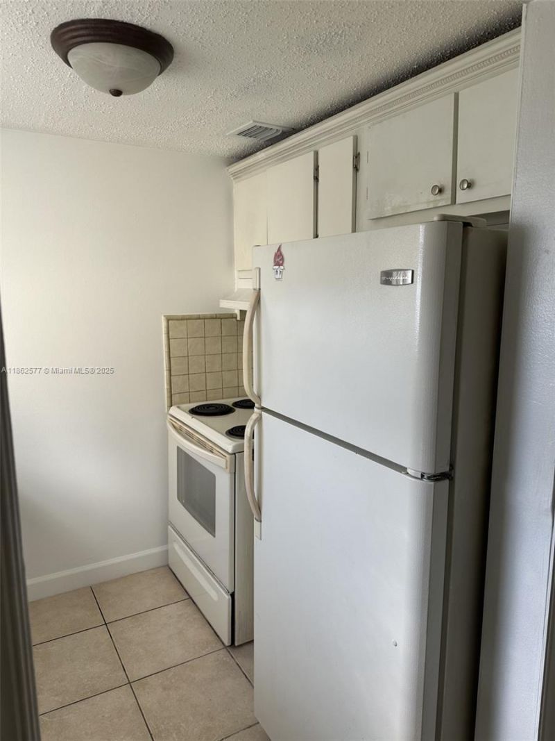 8600 SW 109th Ave, Unit 4-216, Miami, FL 33173 Photo