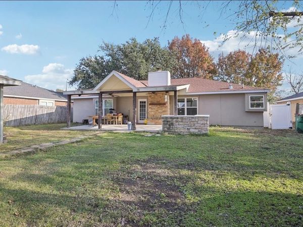 7813 Creek Wood Drive, Rowlett, TX 75089