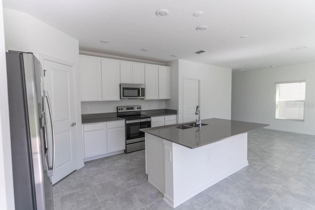 223 Brave Road, Davenport, FL 33837 Photo