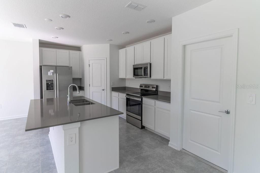 223 Brave Road, Davenport, FL 33837 Photo