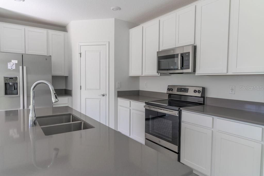223 Brave Road, Davenport, FL 33837 Photo