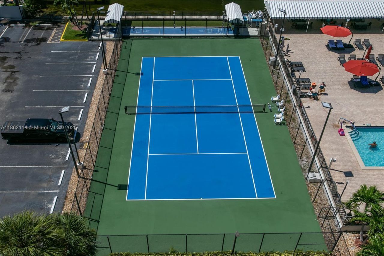 2017 S Ocean Dr, Unit 1008, Hallandale Beach, FL 33009 Photo