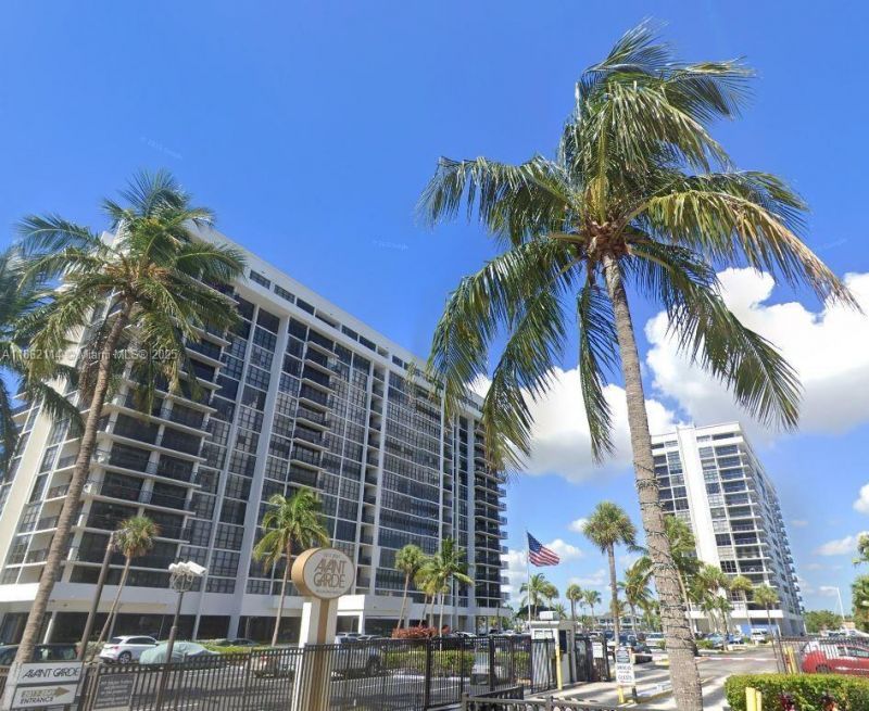 2017 S Ocean Dr, Unit 1008, Hallandale Beach, FL 33009 Photo