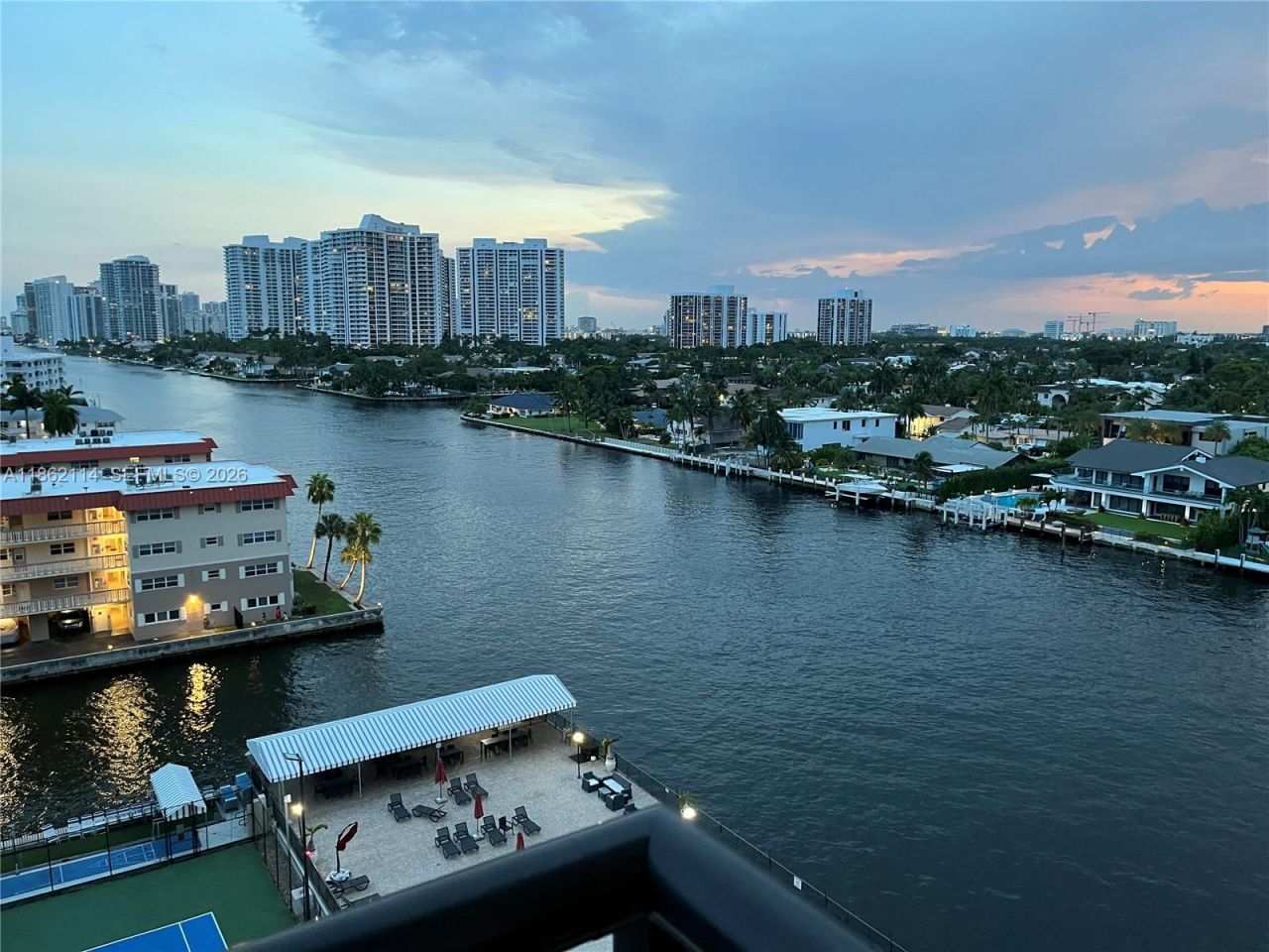2017 S Ocean Dr, Unit 1008, Hallandale Beach, FL 33009 Photo