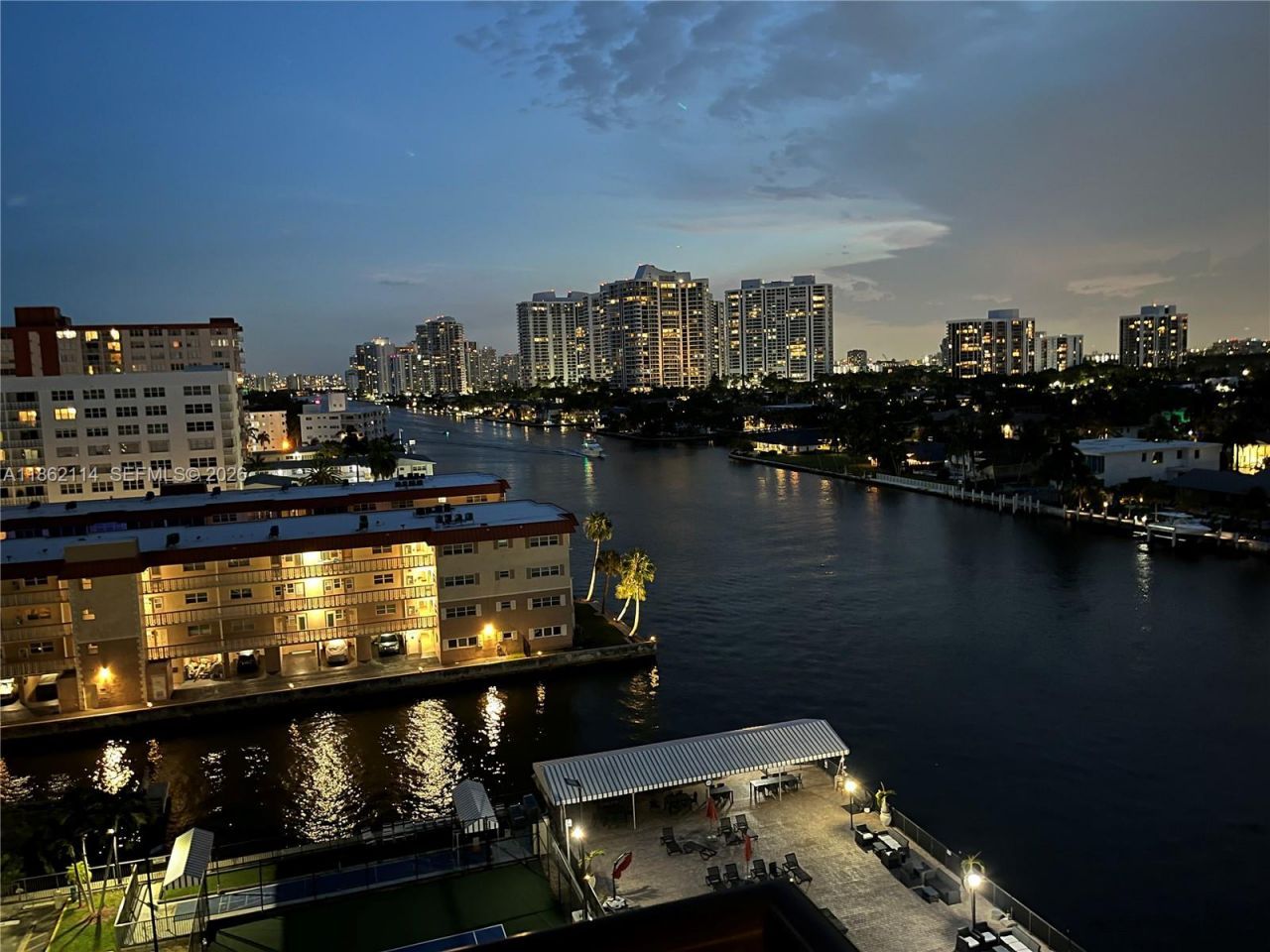 2017 S Ocean Dr, Unit 1008, Hallandale Beach, FL 33009 Photo