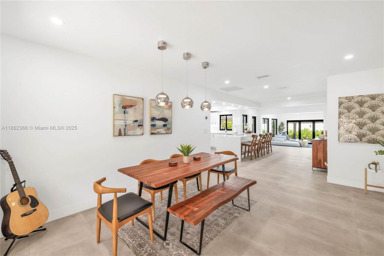 341 SW 21st Rd, Miami, FL 33129 Photo