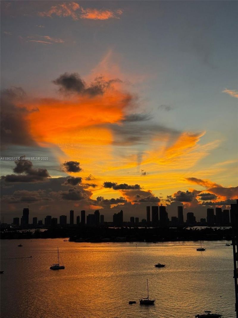 1500 Bay Rd, Unit 1548S, Miami Beach, FL 33139 Photo