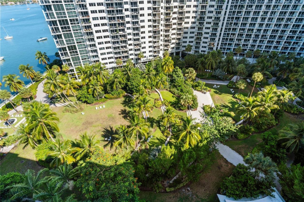 1500 Bay Rd, Unit 1548S, Miami Beach, FL 33139 Photo