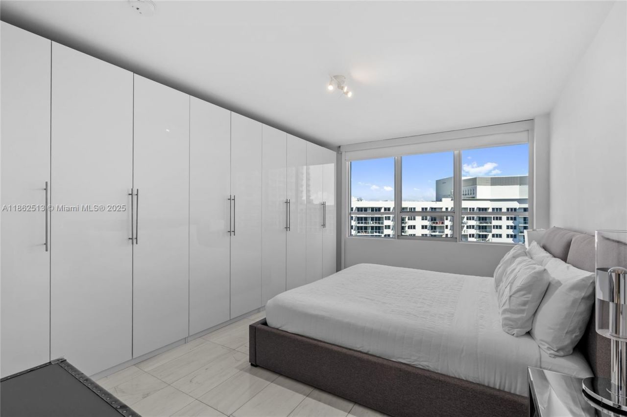 1500 Bay Rd, Unit 1548S, Miami Beach, FL 33139 Photo