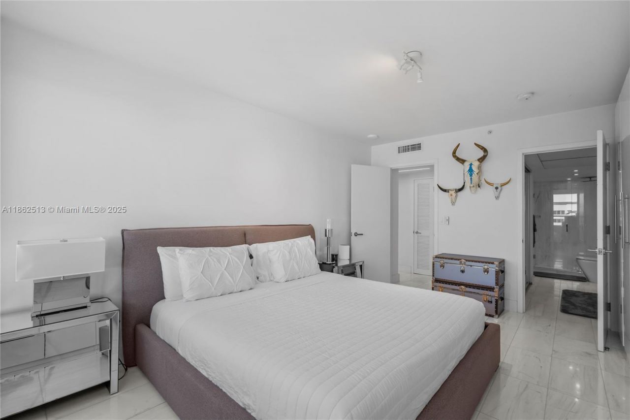 1500 Bay Rd, Unit 1548S, Miami Beach, FL 33139 Photo