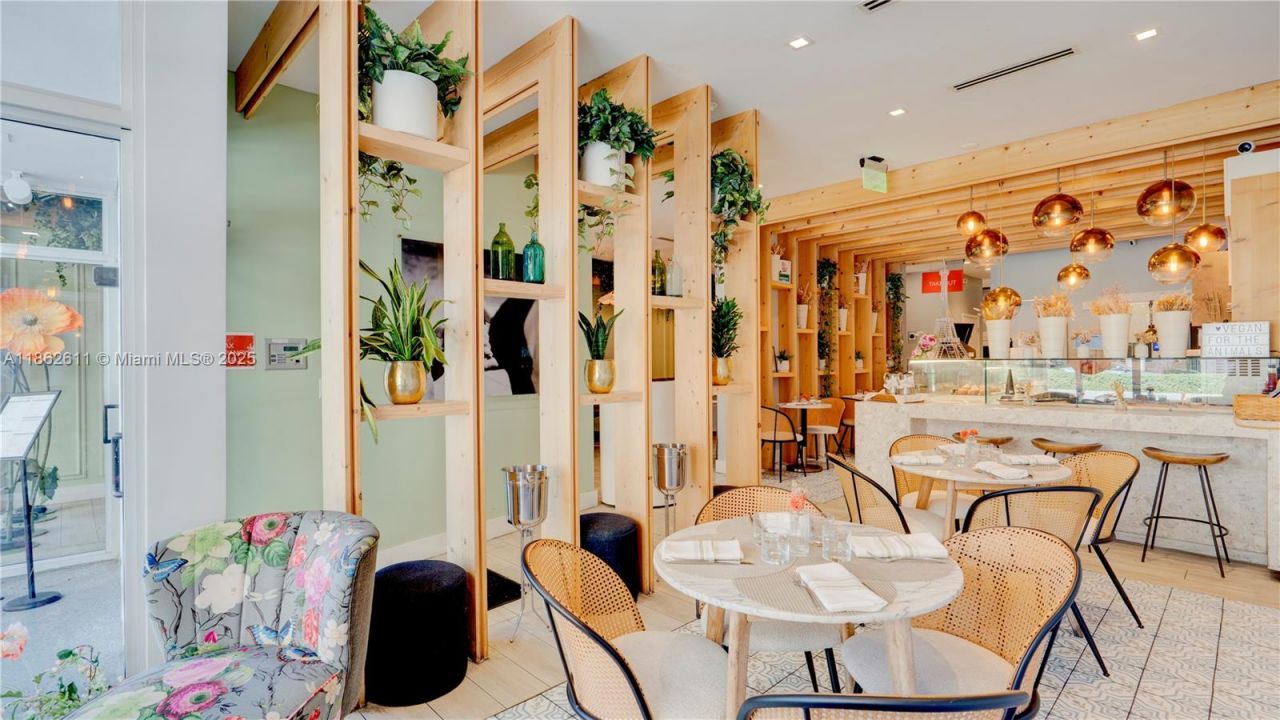 Restaurant For Sale, Coral Gables, FL 33134 Photo