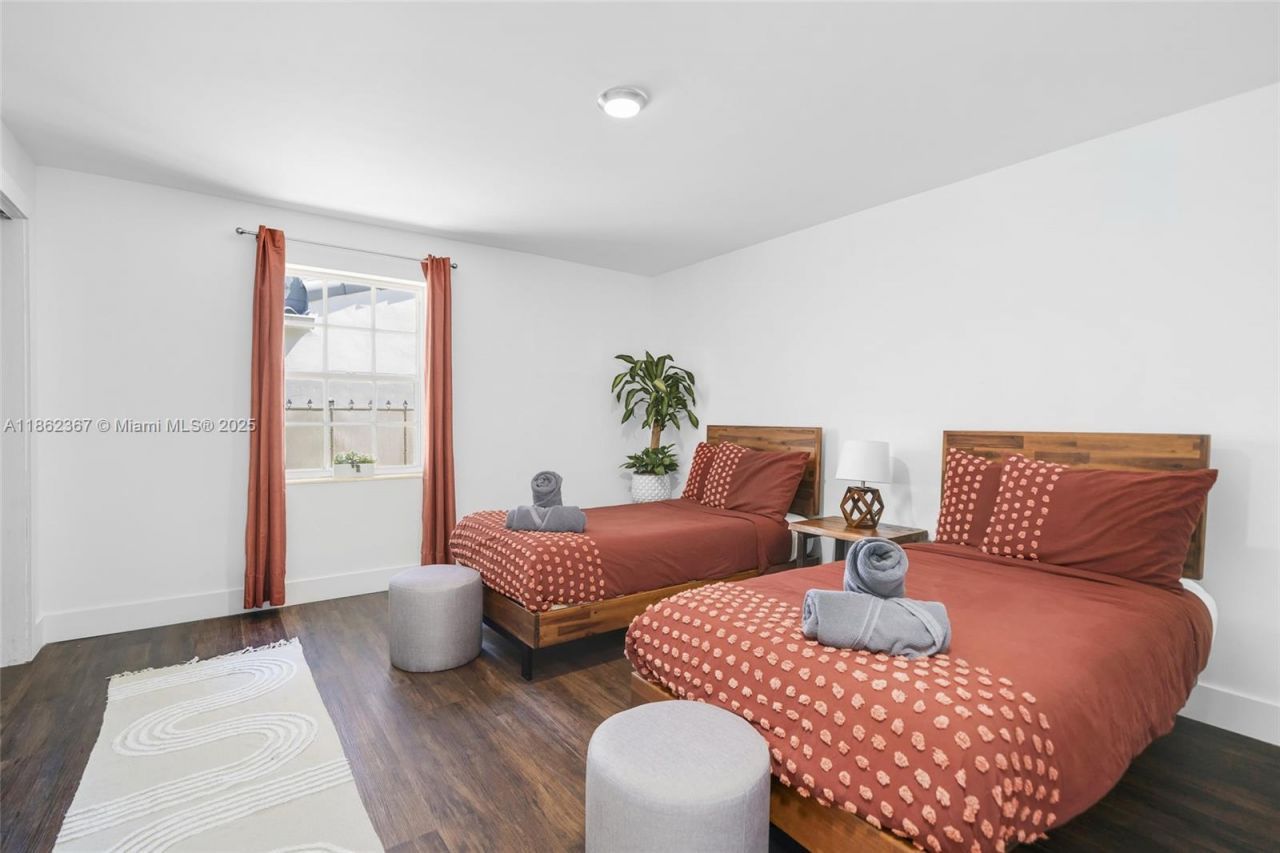 620 SW 22nd Rd, Miami, FL 33129 Photo