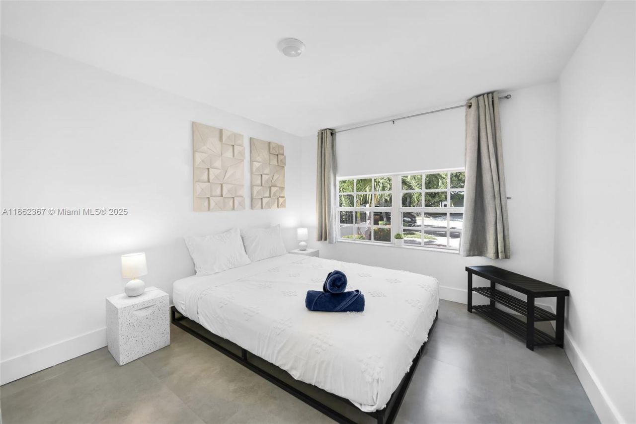 620 SW 22nd Rd, Miami, FL 33129 Photo