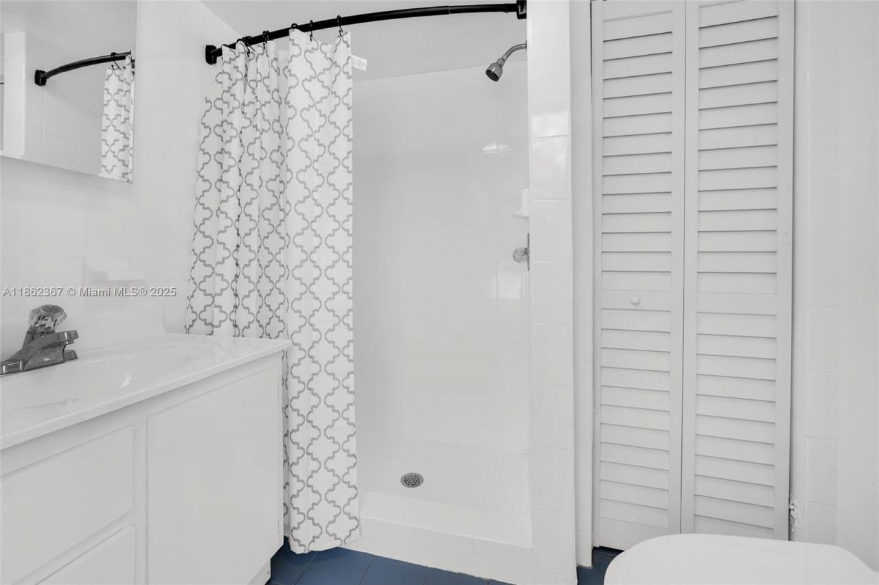 620 SW 22nd Rd, Miami, FL 33129 Photo