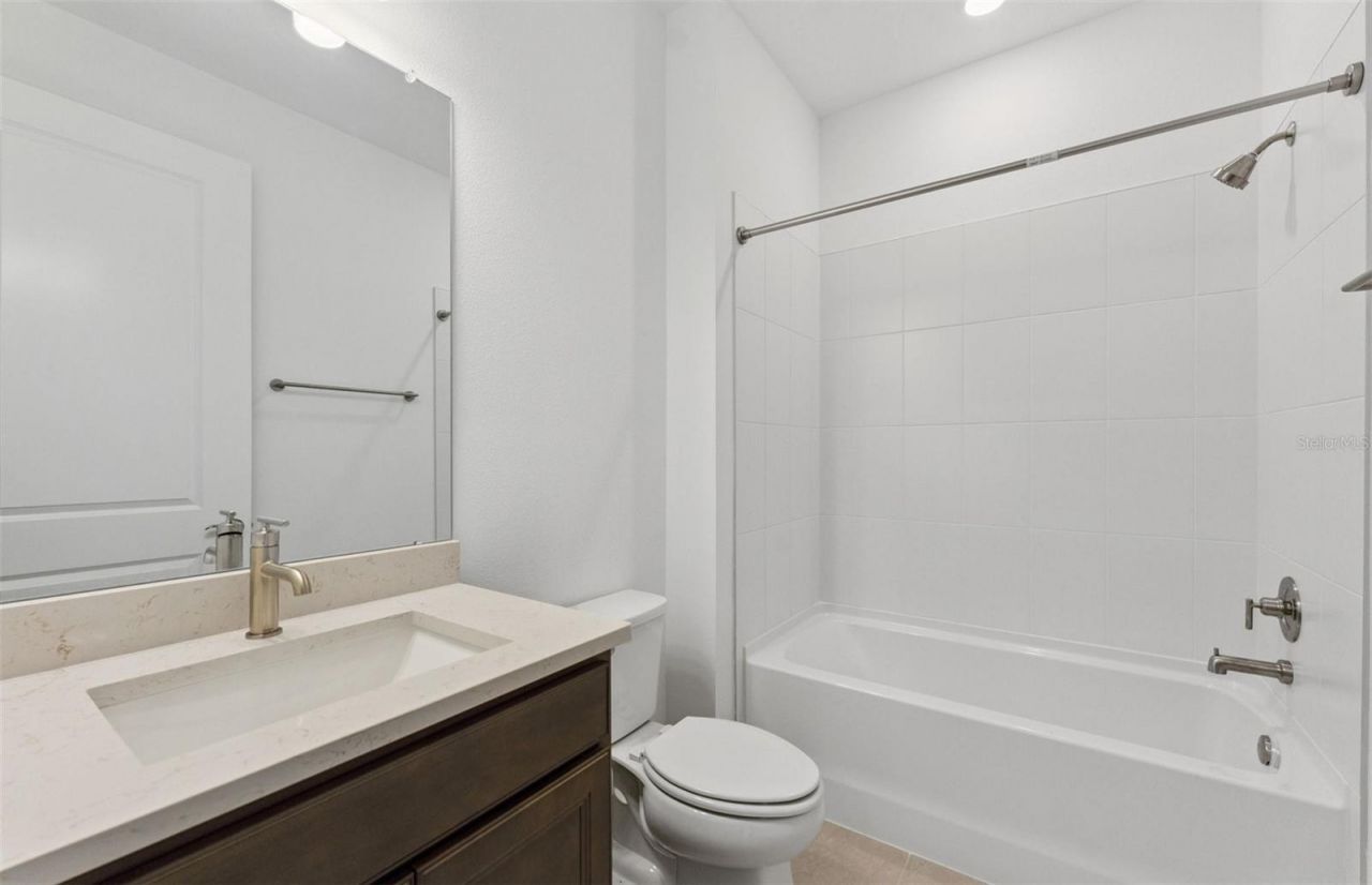 37187 Clinch Circle, Zephyrhills, FL 33540 Photo