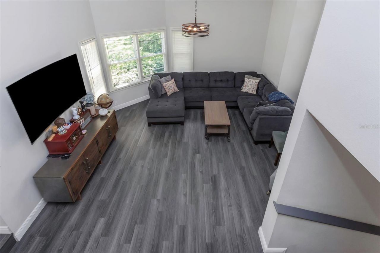 1065 Sable Court Ne, Saint Petersburg, FL 33702 Photo