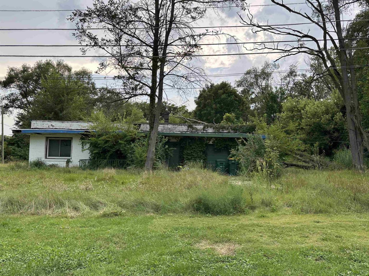 1800 Schiro Street, Rockford, IL 61102 Main Photo