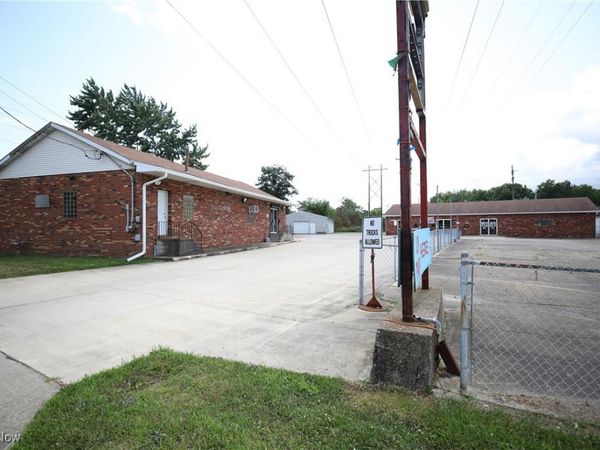 41957 N Ridge Road, Elyria, OH 44035