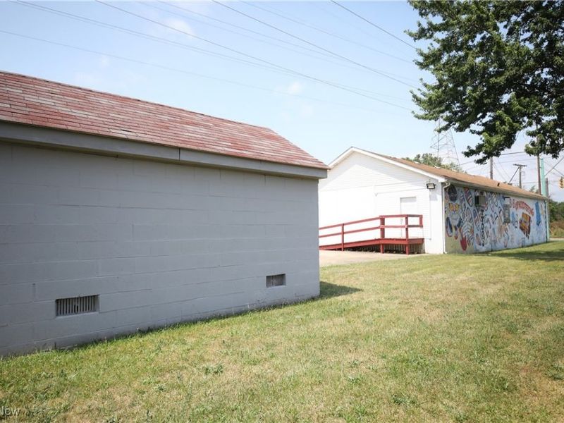 41957 N Ridge Road, Elyria, OH 44035 Photo 17