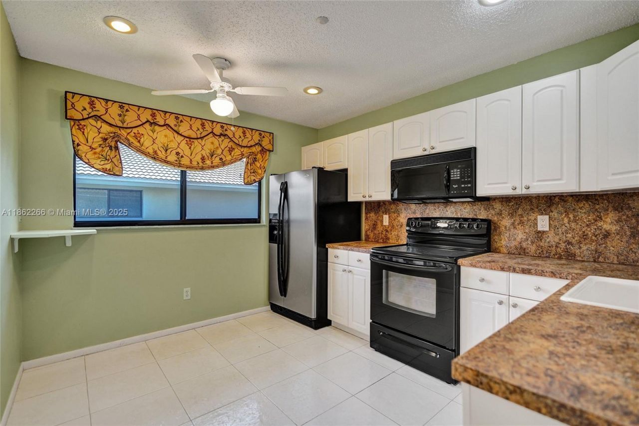 15011 Ashland Cir, Unit 27, Delray Beach, FL 33484 Photo
