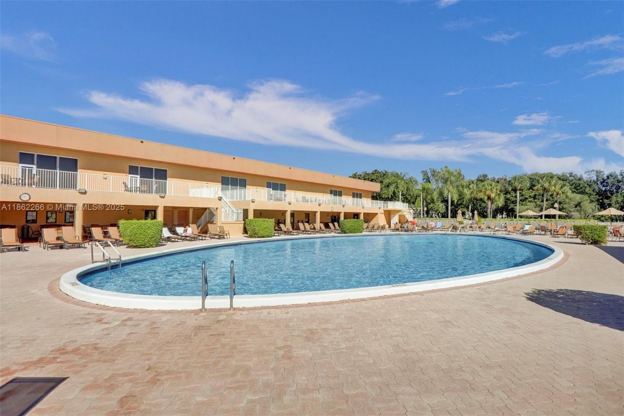 15011 Ashland Cir, Unit 27, Delray Beach, FL 33484 Photo