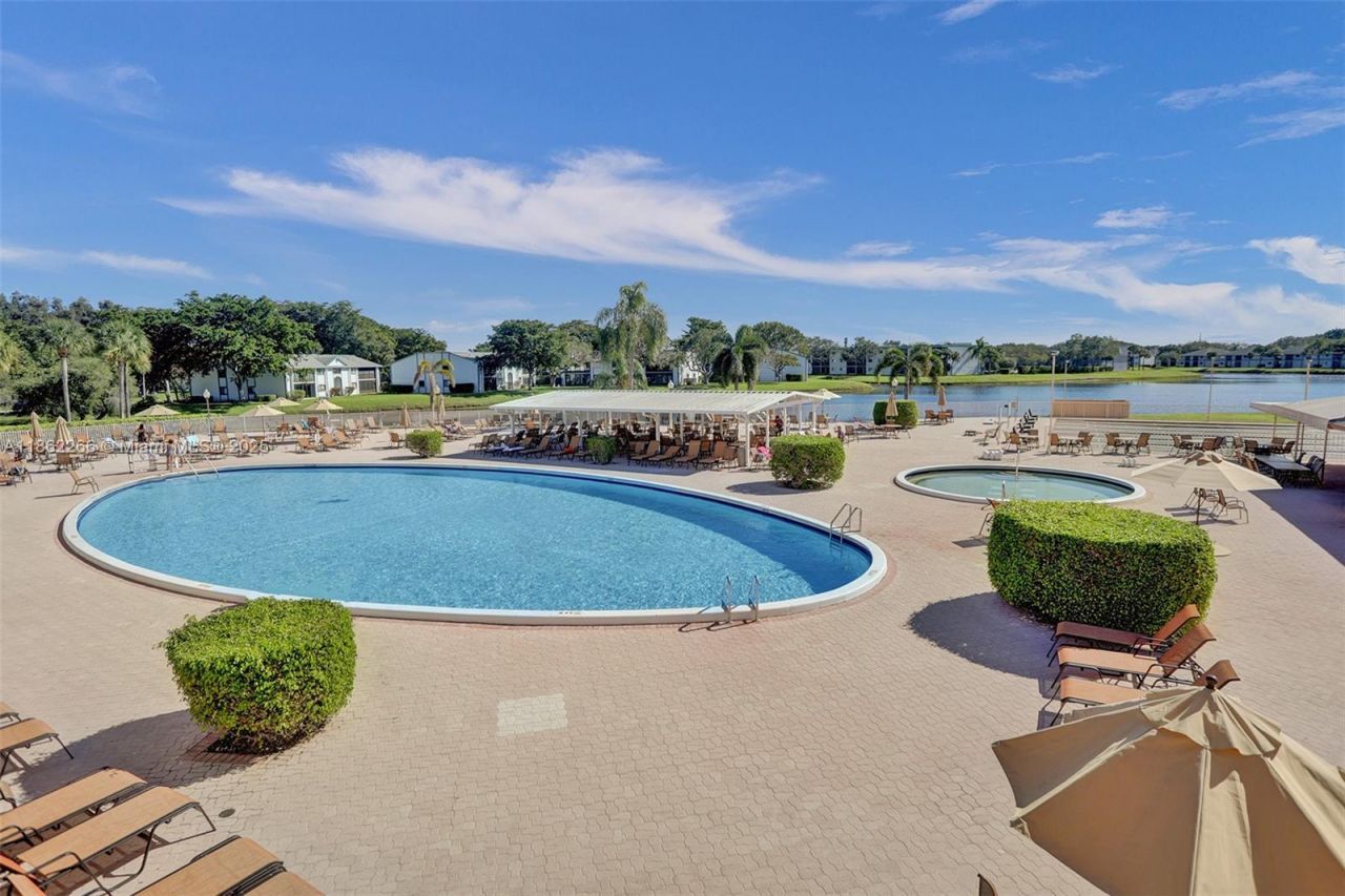 15011 Ashland Cir, Unit 27, Delray Beach, FL 33484 Photo