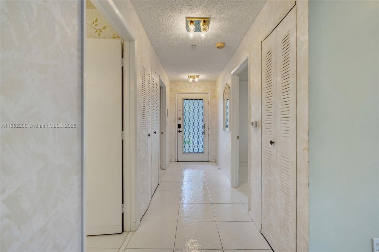 15011 Ashland Cir, Unit 27, Delray Beach, FL 33484 Photo