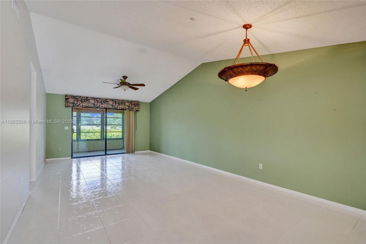 15011 Ashland Cir, Unit 27, Delray Beach, FL 33484 Photo