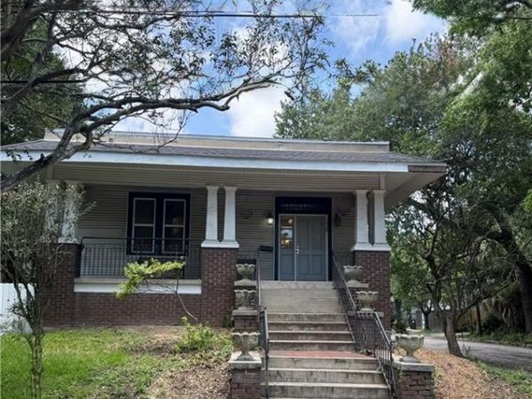 1438 BROADWAY Street, New Orleans, LA 70118