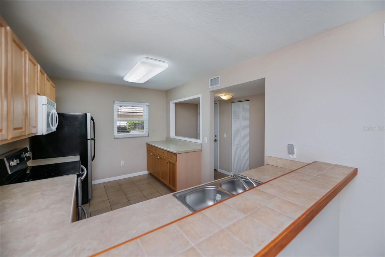 175 Kings Highway, Unit 1118 (A8), Punta Gorda, FL 33983 Photo