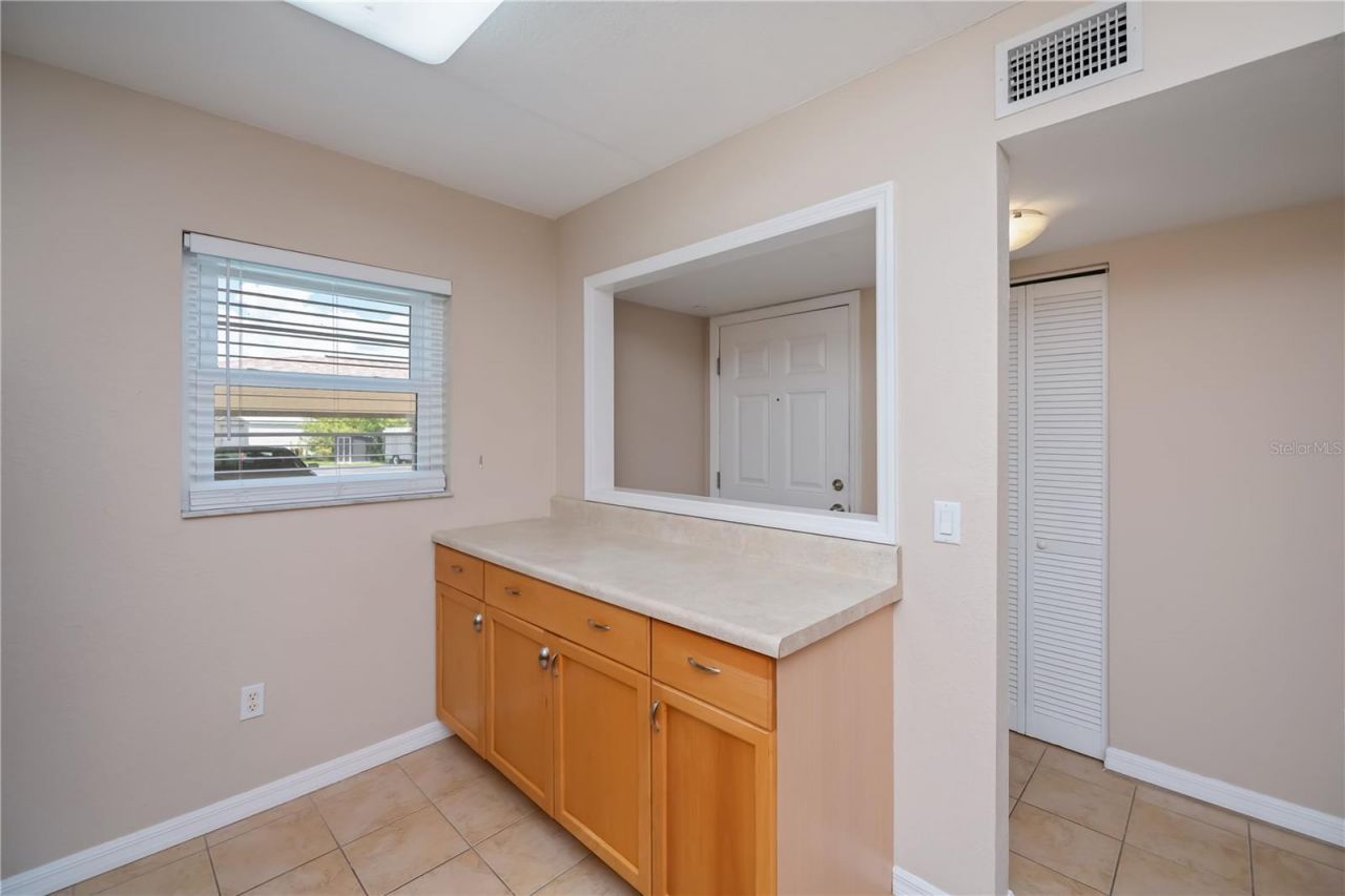 175 Kings Highway, Unit 1118 (A8), Punta Gorda, FL 33983 Photo