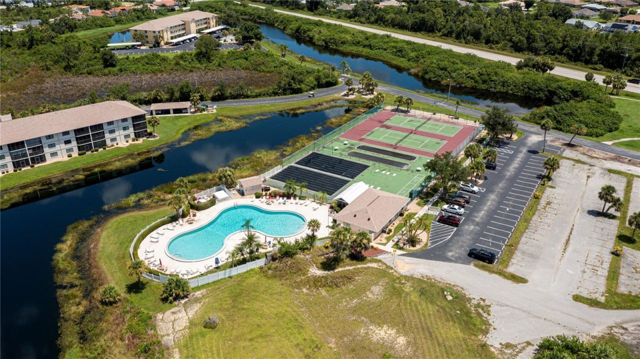 175 Kings Highway, Unit 1118 (A8), Punta Gorda, FL 33983 Photo