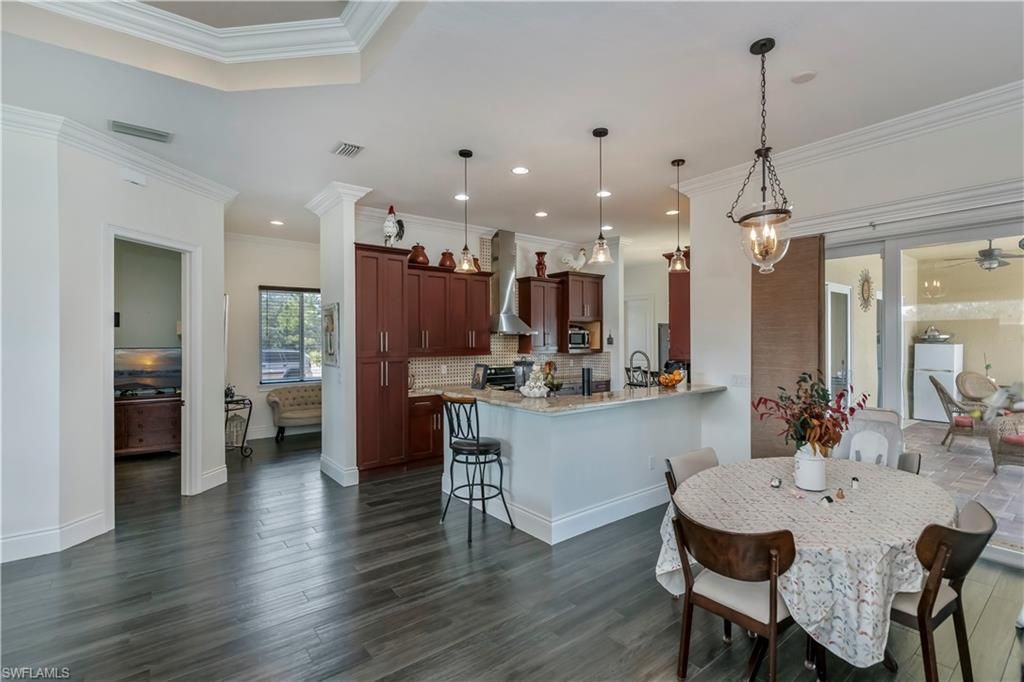 802 Poinsettia Ave, Lehigh Acres, FL 33972 Photo