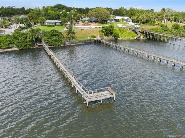 99 Ridge Circle , Fort Pierce, FL 34982