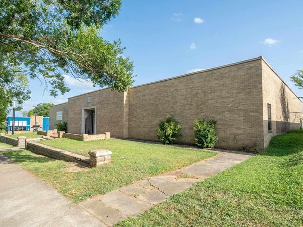 311 W GRAND Avenue, Unit 315 W Gran, Hot Springs, AR 71901