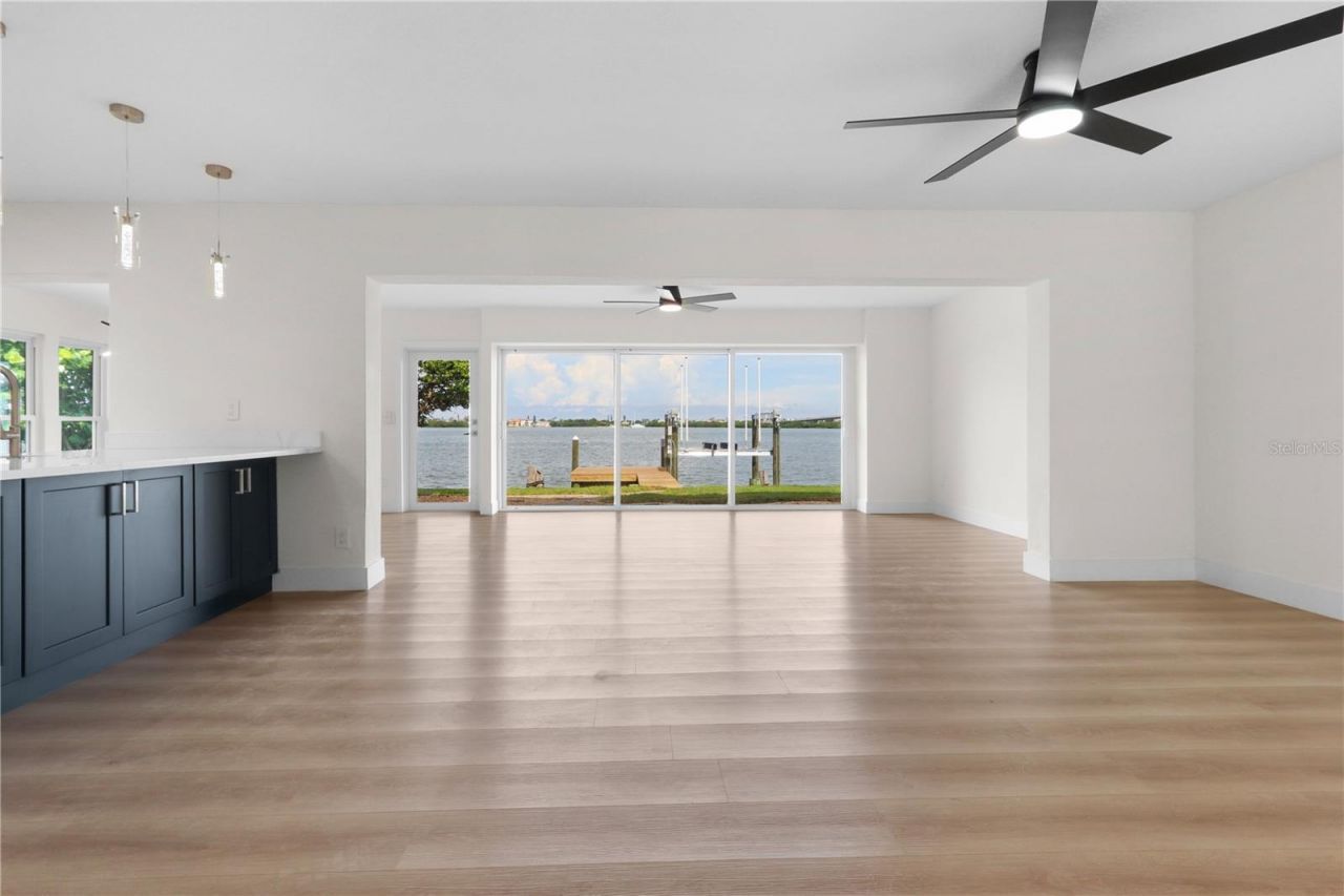 202 Driftwood Lane, Largo, FL 33770 Photo