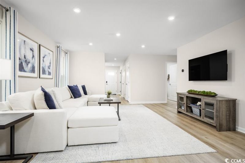 434 Myrtle Meadows Dr Photo 7