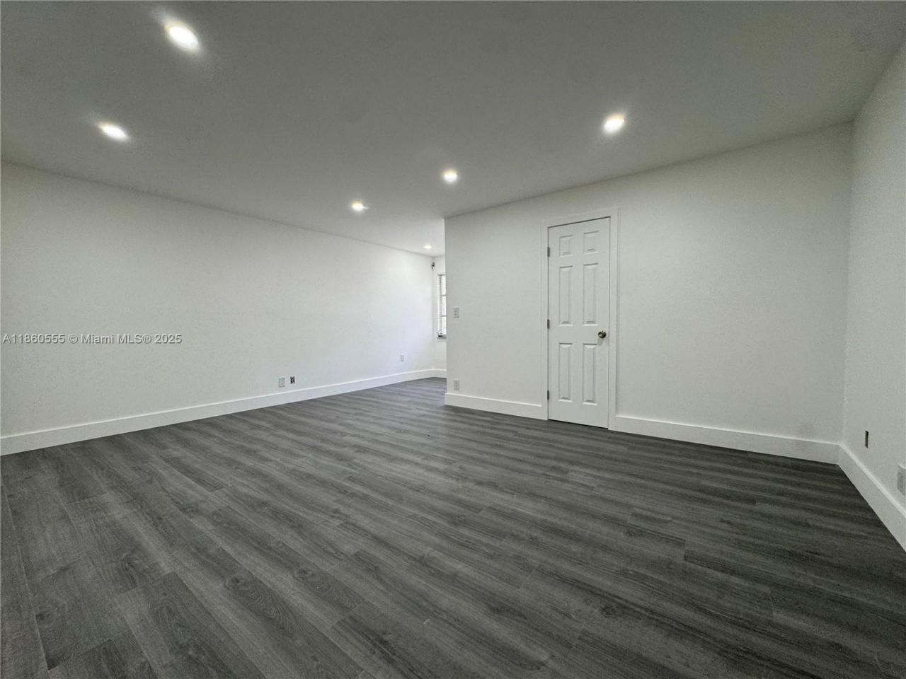 2318 NE 7th St, Unit 34, Hallandale Beach, FL 33009 Photo