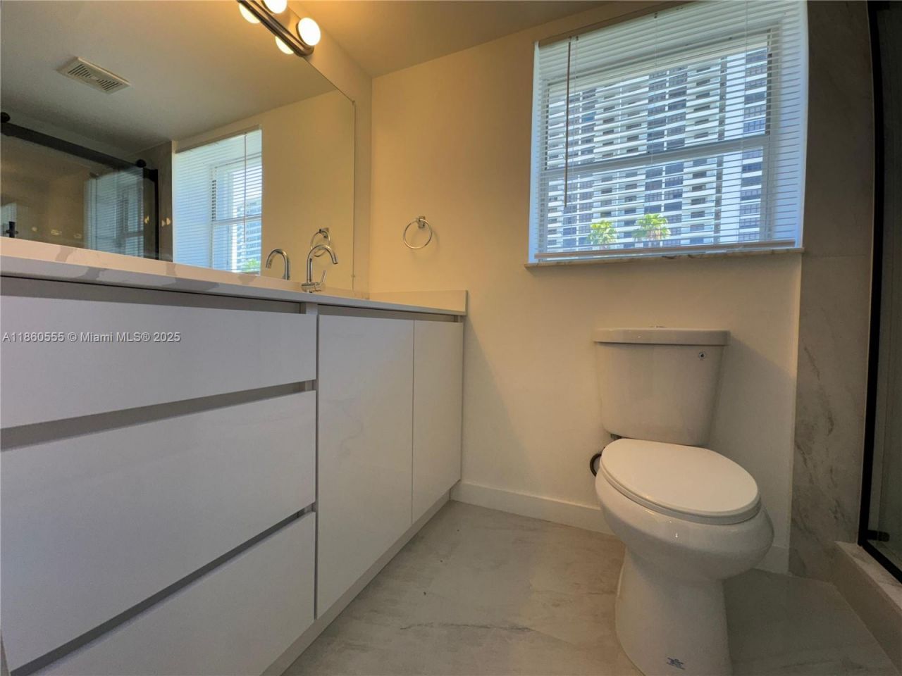 2318 NE 7th St, Unit 34, Hallandale Beach, FL 33009 Photo