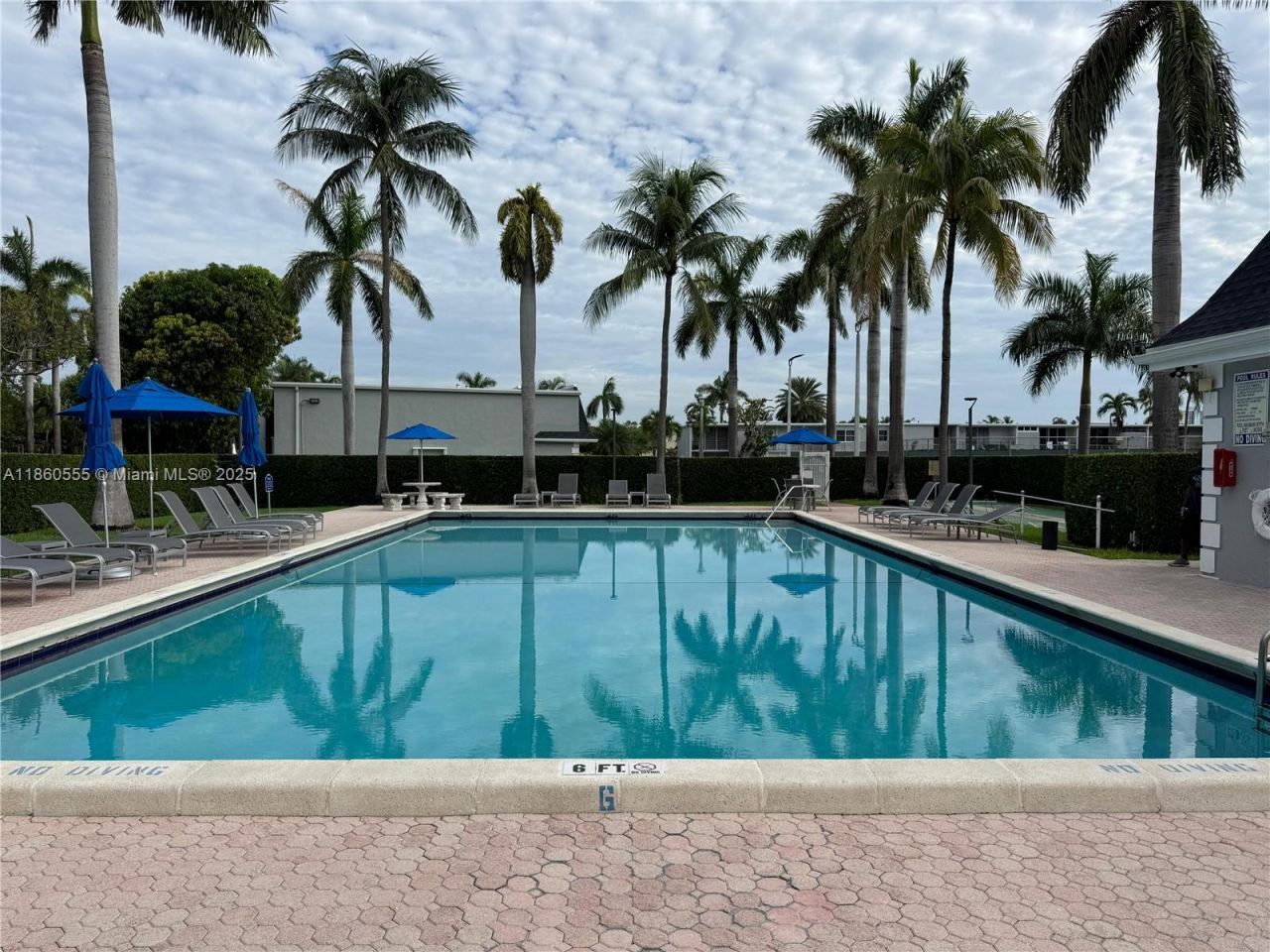 2318 NE 7th St, Unit 34, Hallandale Beach, FL 33009 Photo