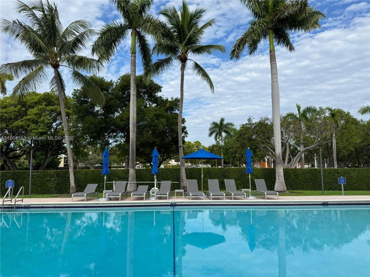 2318 NE 7th St, Unit 34, Hallandale Beach, FL 33009 Photo