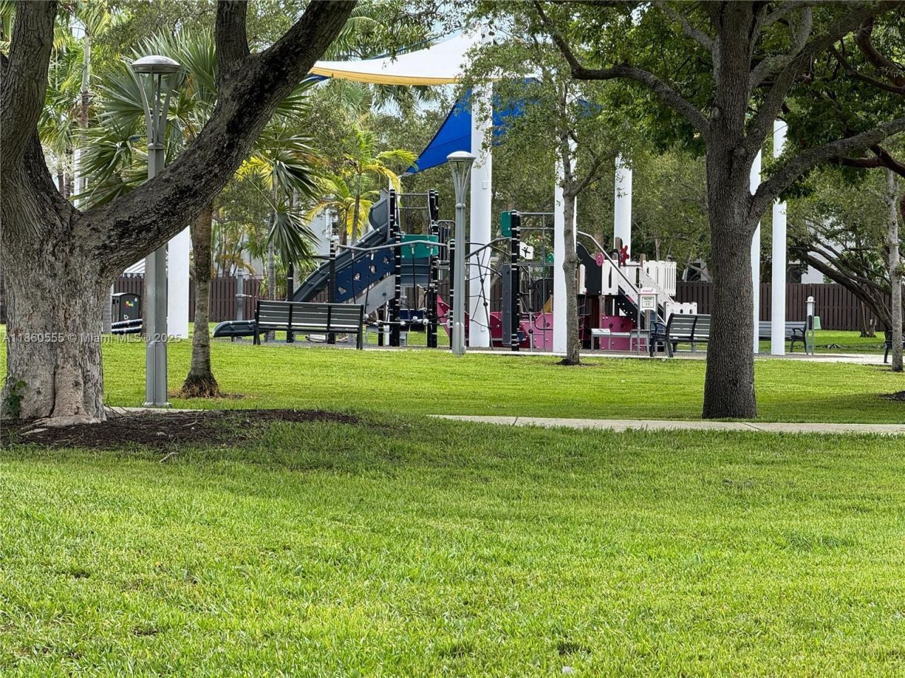 2318 NE 7th St, Unit 34, Hallandale Beach, FL 33009 Photo