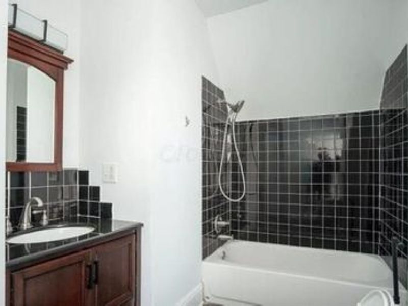 925 Mount Pleasant Avenue, Columbus, OH 43201 Photo 26