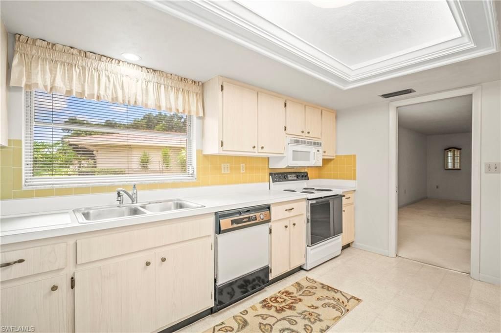 5586 Pendlewood Ln, Fort Myers, FL 33919 Photo